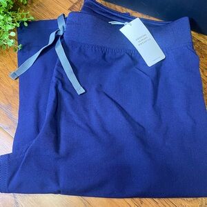 NWT Women’s Figs Scrub Pants Deep Blue Relaxed Fit